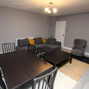 Modern 2 Bed Close To City Londres